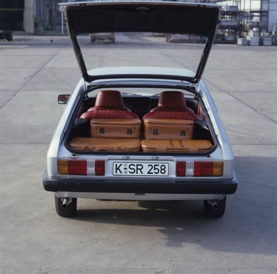  Ford Capri Mk III 1977 года  (фото 13 из 24)